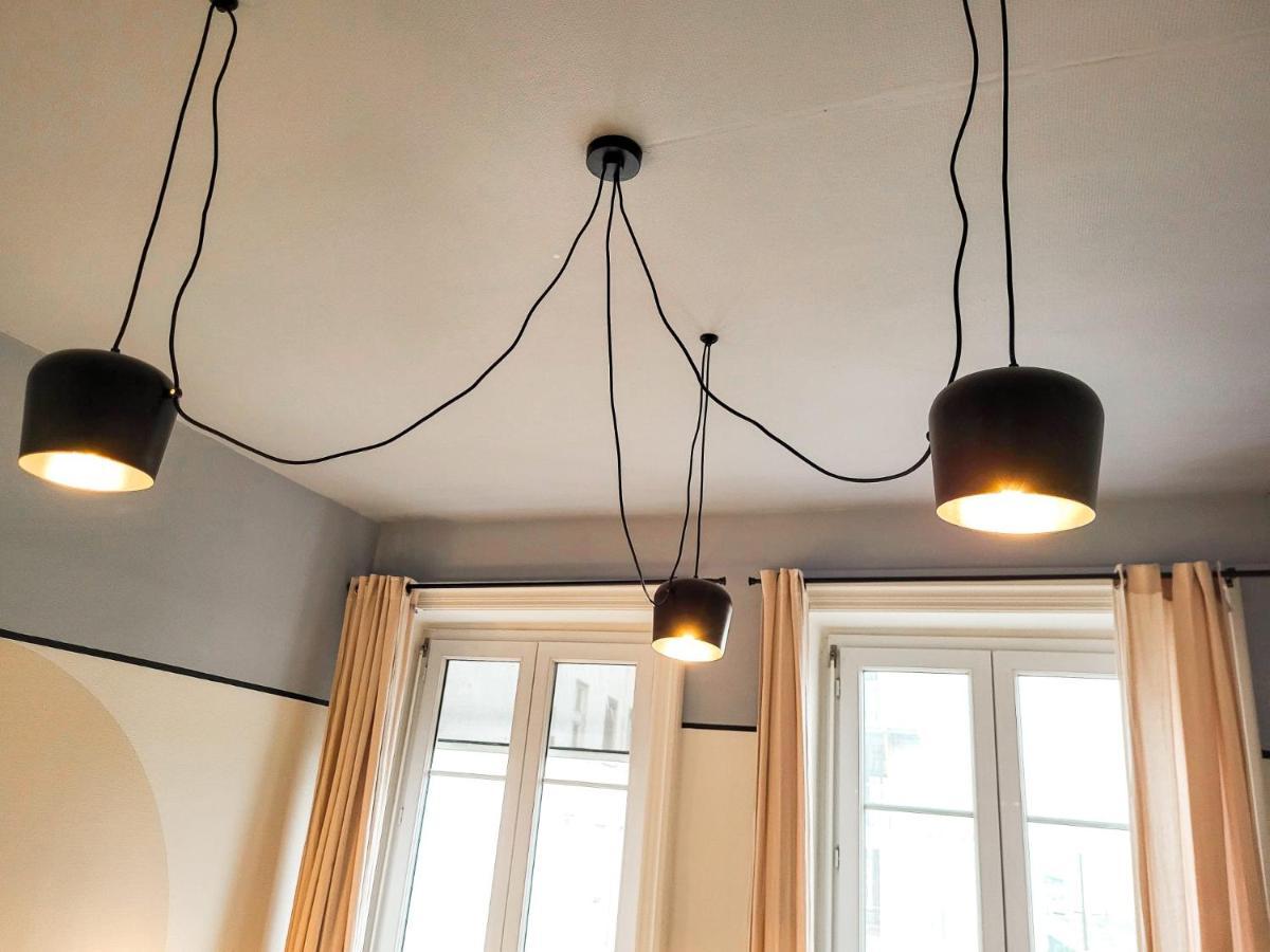 Oxymore Apartment