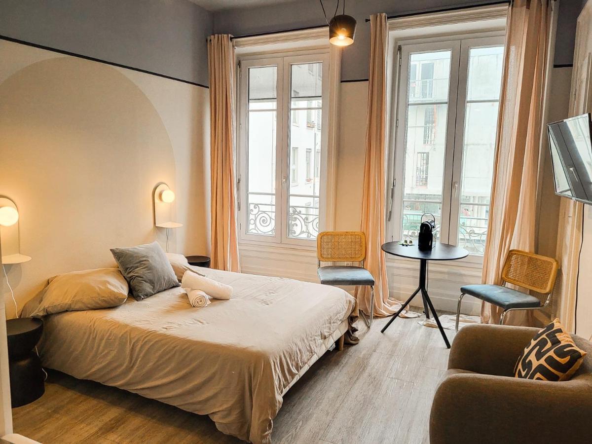 Apartment Oxymore